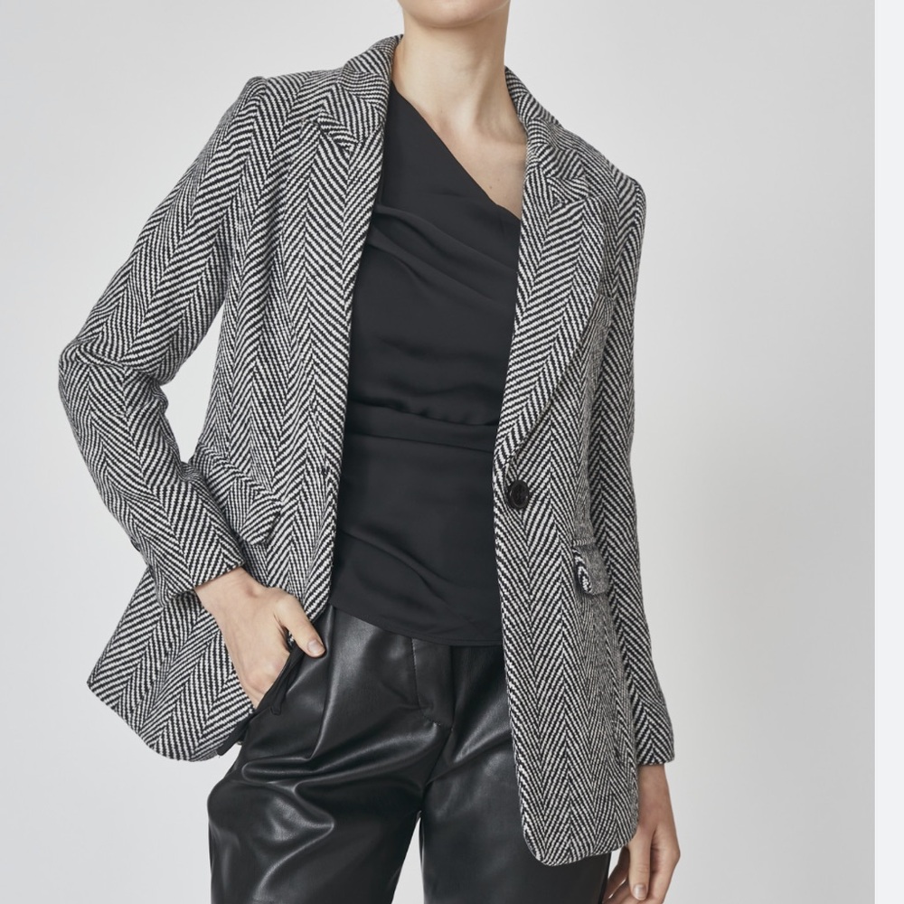 Deluc Women's Black and White Fishbone Blazer - NWT